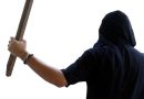 Agresiune la Găiseni: un necunoscut a intrat peste un bărbat în casă și l-a lovit cu bâta
