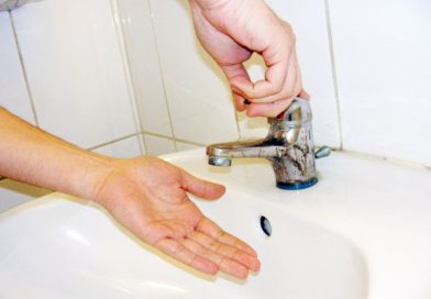 Luni, o parte din locuitorii orașului nu vor avea apă la robinet. De ce și unde va fi oprită apa?