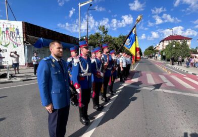 Moment solemn în Piața Tricolorului
