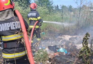 A început ”sezonul incendiilor de vegetație”: trei astfel de evenimente în județ, în doar câteva ore