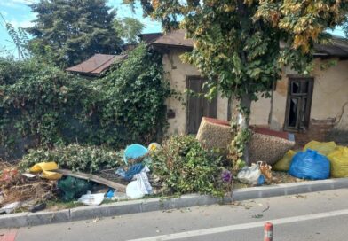 A venit toamna, străzile devin coș đe gunoi?