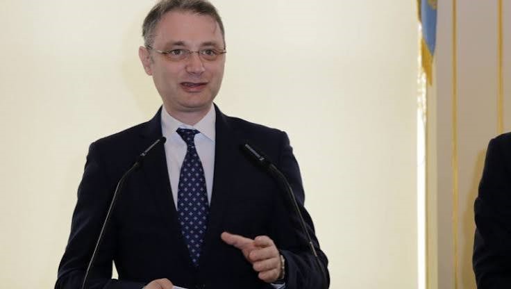 LUCA NICULESCU – de la jurnalist de carieră, la premier desemnat